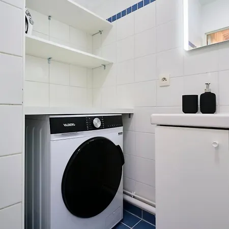 Avec 3 Balcons Et Parking