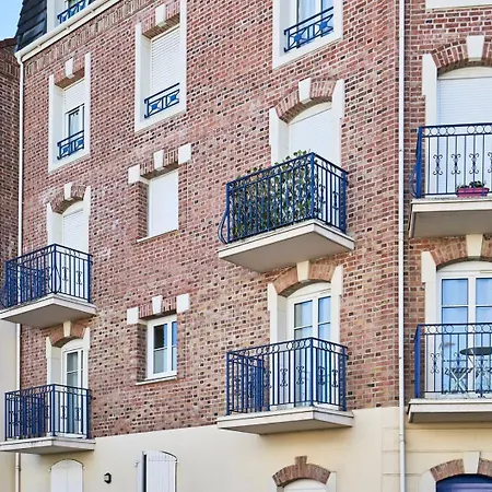 Apartment Avec 3 Balcons Et Parking *